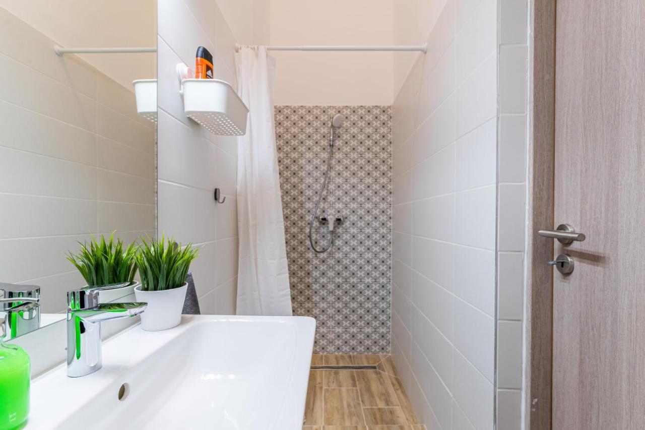The Right Choice Studio Apartments Budapest Esterno foto